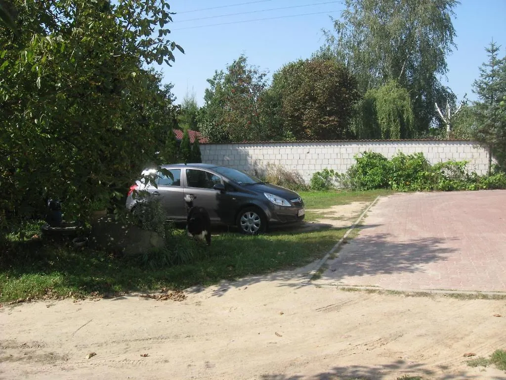 Pokoje Goscinne Pod Wiatrakiem Kiekrz 0*,
