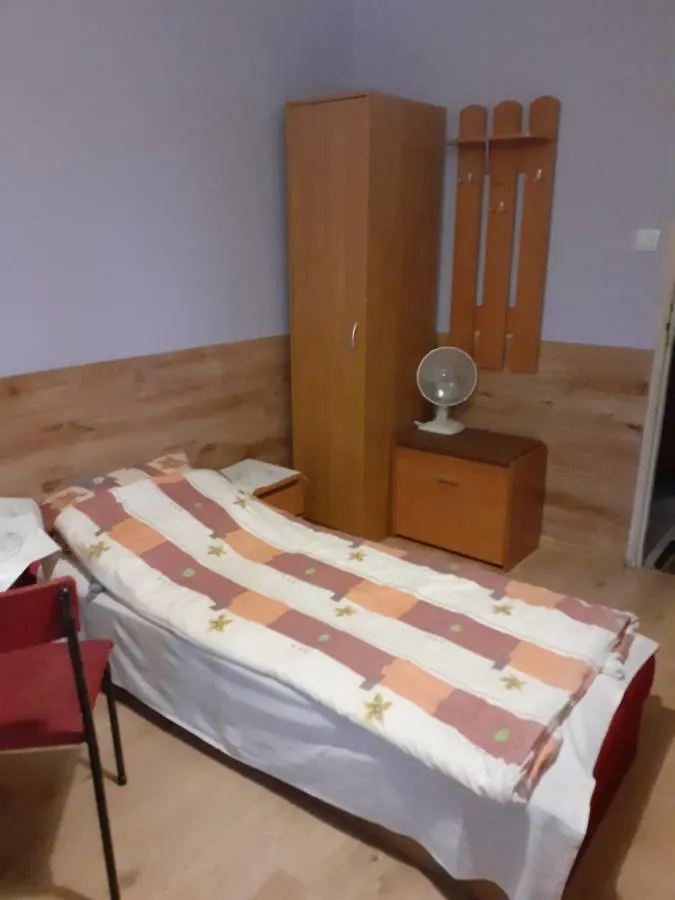 Homestay Pokoje Goscinne Pod Wiatrakiem Kiekrz
