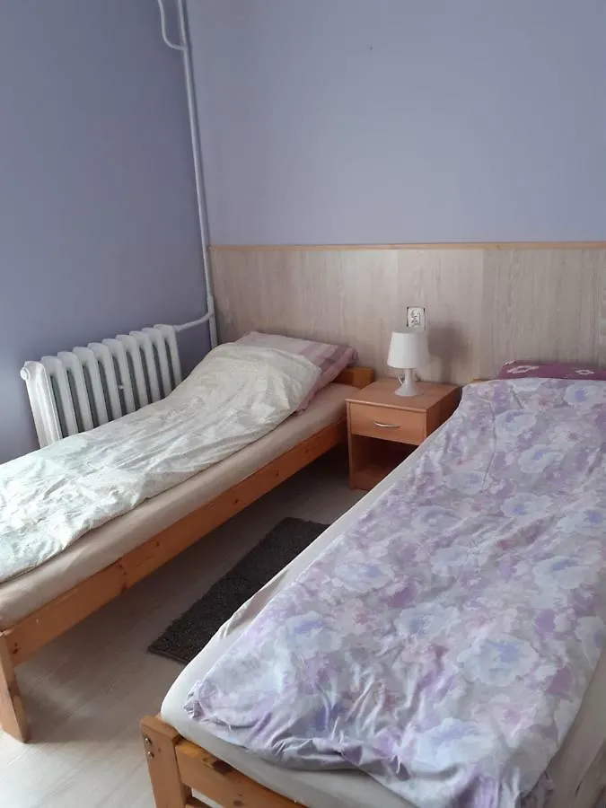 Pokoje Goscinne Pod Wiatrakiem Kiekrz Homestay